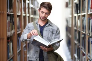 Revisão de literatura: como fazer no TCC nas normas da ABNT